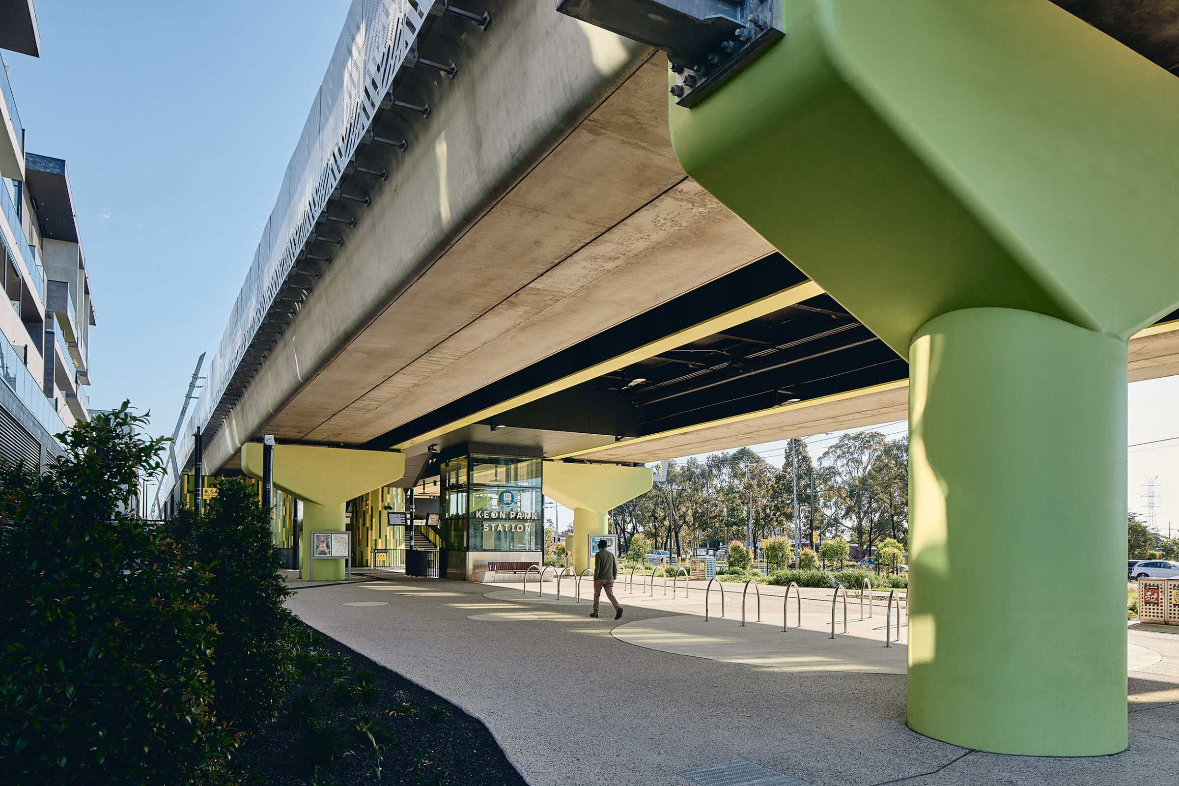 architecture_melbourne_public_train_05